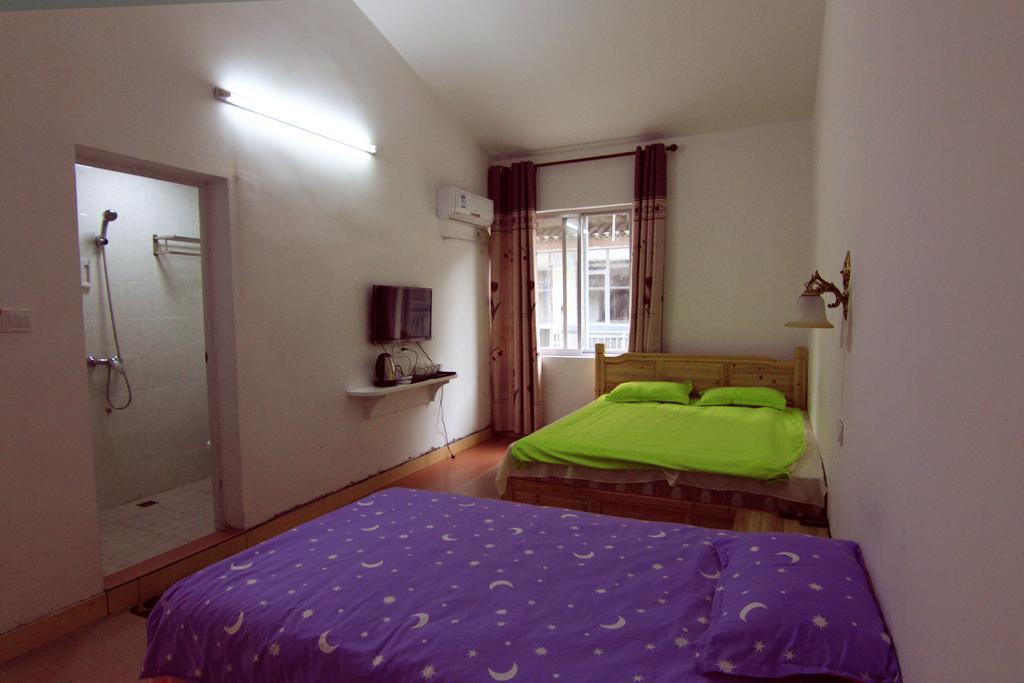 Lan Shan Chu Youth Hostel Yangshuo Chambre photo