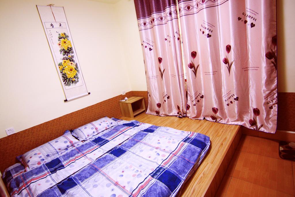 Lan Shan Chu Youth Hostel Yangshuo Chambre photo