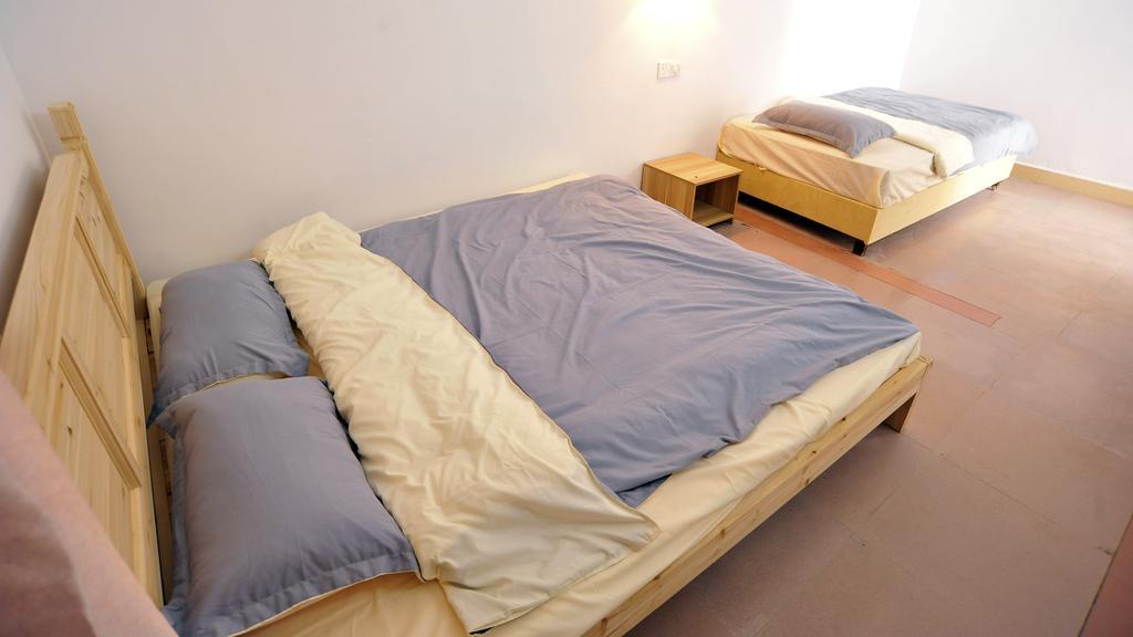 Lan Shan Chu Youth Hostel Yangshuo Chambre photo