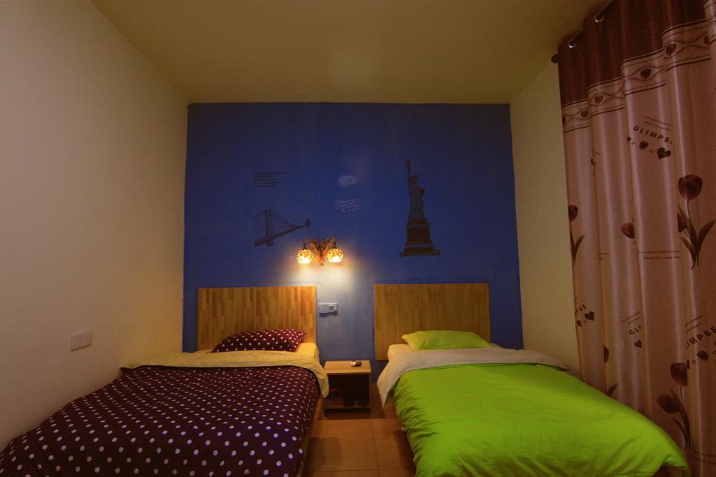 Lan Shan Chu Youth Hostel Yangshuo Chambre photo