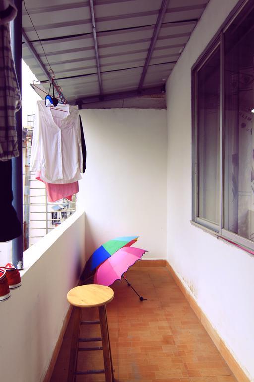 Lan Shan Chu Youth Hostel Yangshuo Chambre photo